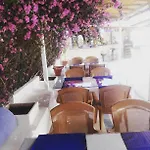Eski Cesme מלון דירות